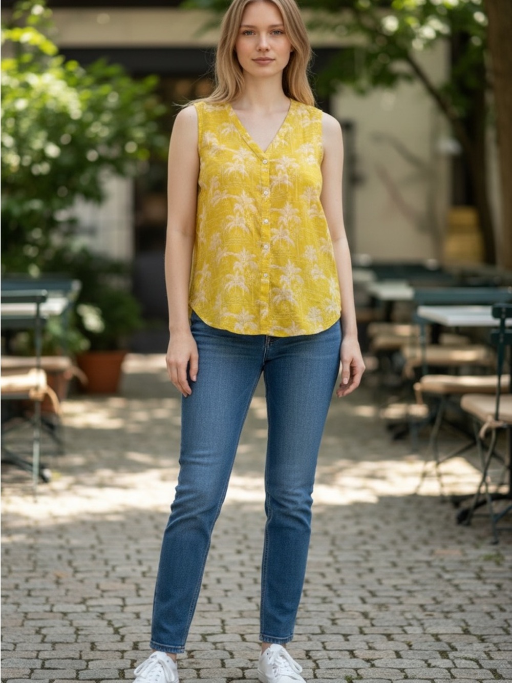 C&C California 100% Linen Yellow Palm-Print Sleeveless Button Shirt